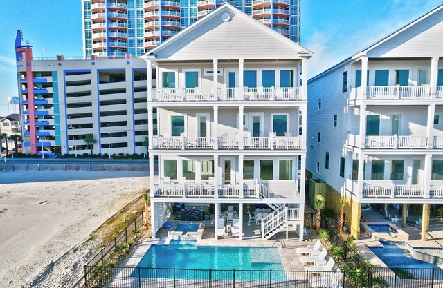 The Beach Club 8BR OF House in Cherry Grove