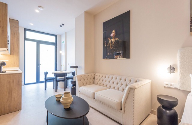 The Benicalap Apartment 01 by Florit Flats