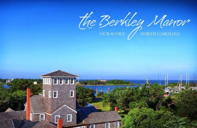 The Berkley Manor - An estate on Silver Lake