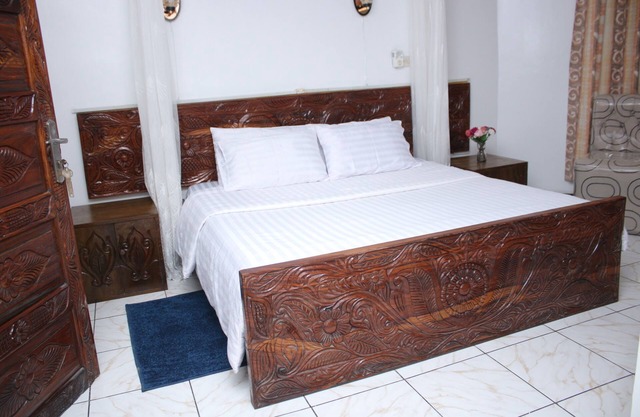 The best Hotel in Mombasa City located at the Mombasa CBD near of Fort Jesus.