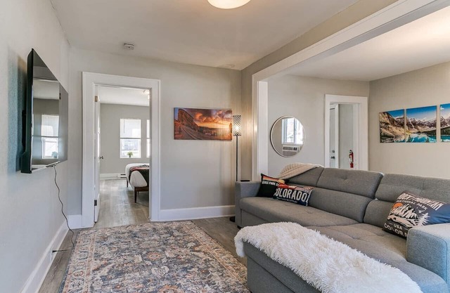 The BEST of Iowa: Mountain Retreat w/King Bed