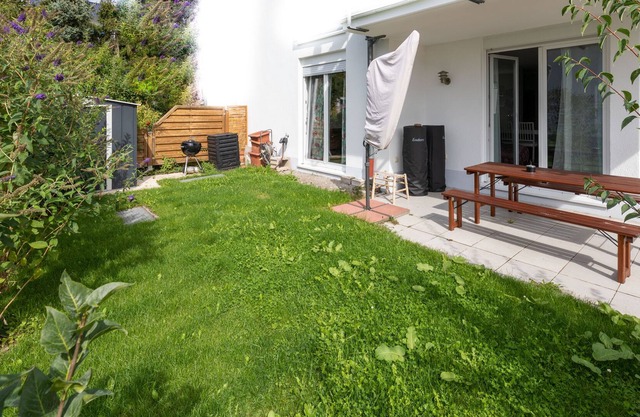 The Beverly Hills of Frankfurt: The Garden Apartment
