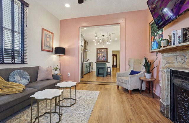 The BIG EASY Retreat in the Heart of NOLA Hotspots!