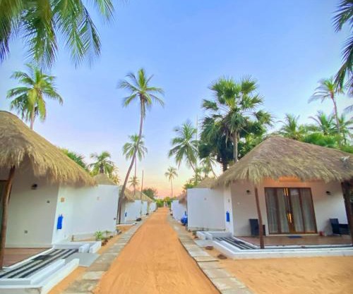 The Blue Lagoon Resort Kalpitiya