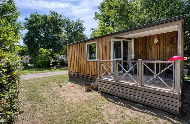 The Bories Outdoors * - Mobil home CHARENTE 2 bedrooms 4 people