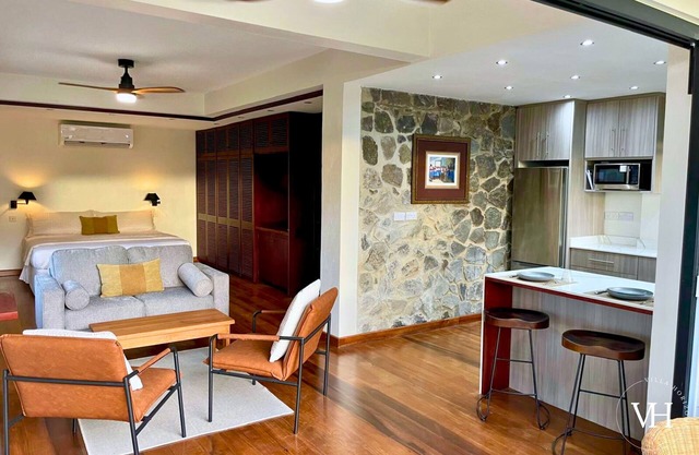 The Bougainvillea Studio at Villa Horizon