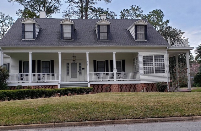 The Budd-Pafford House - The Exploration Suite