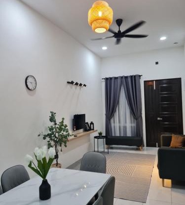 The Bunga and The Daun Housestay 2