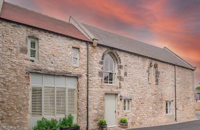 The Byre. Historic ground floor apartment near Seaham and Durham Heritage Coast