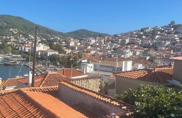 The Captains Residence. Poros. Presented by Lazy Daze