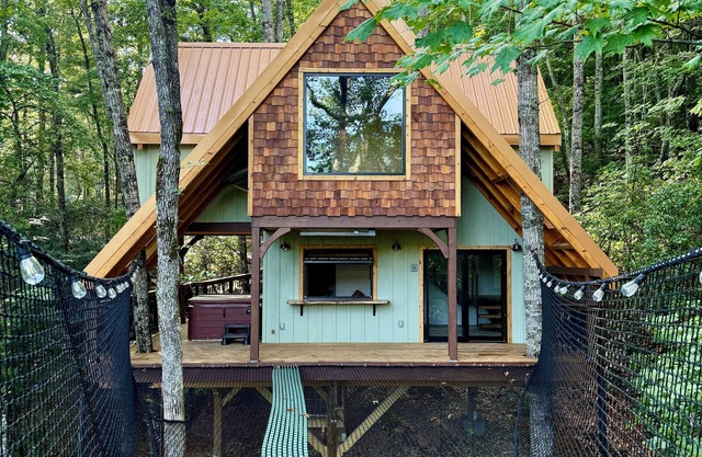 The Carpentree Treehouse, The Carpentree - by Highlands Treehouse Retreat