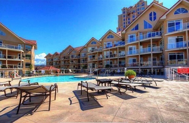“The Cathedral” luxury penthouse loft with lakeview. Downtown, pool and hot tub.