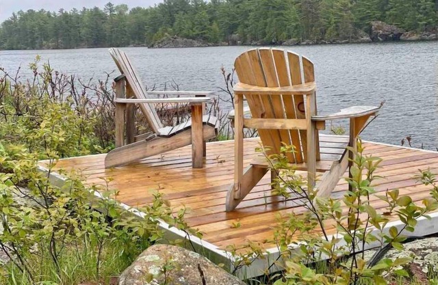 The Cedar: Awesome view + Bunkie!
