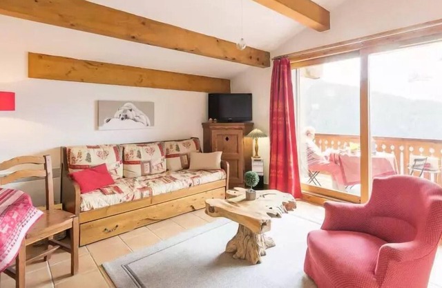 The Chalet Des Eucherts - 3 Rooms for 4 People