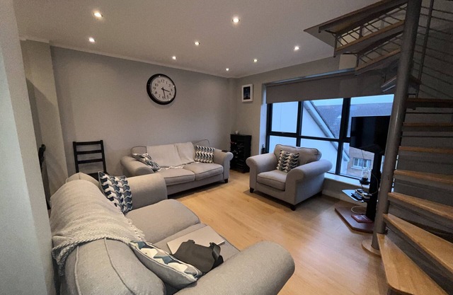 The Coastal Apartment