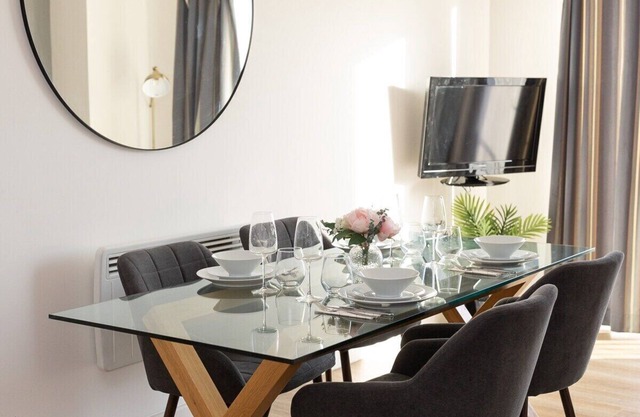 The comfy Hatfield nest