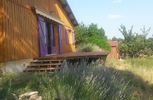 The cottage, cottage 4 people overlooking Pyrenees near Carcassonne