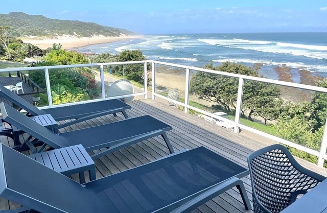 “The Cottage' Morgan Bay with breathtaking views