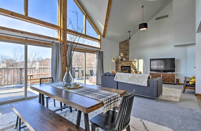 The Craftsman; Large, boutique Galena retreat