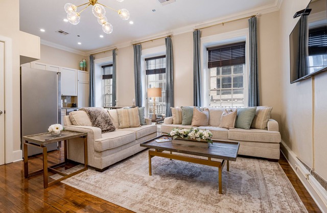 The Creole, 2B/2B Historic FQ Apt. - 60 Day Min. Rental