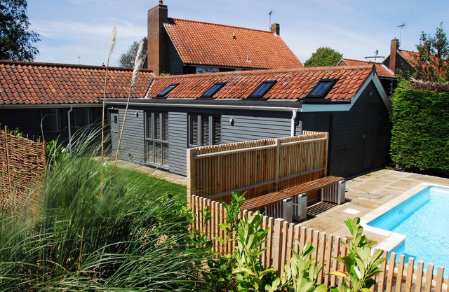 The Dairy - Two Bedroom House, Sleeps 4