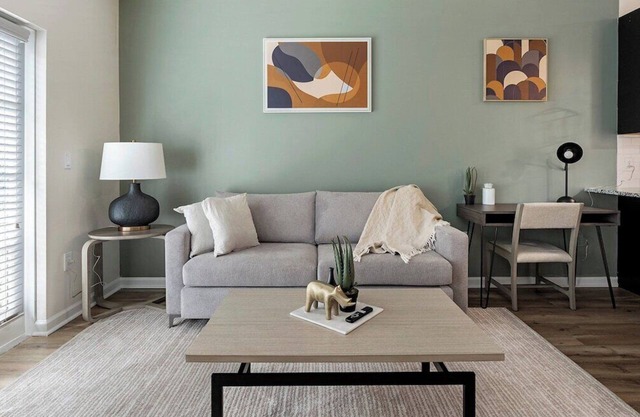 The Daniel III Vibe 8727