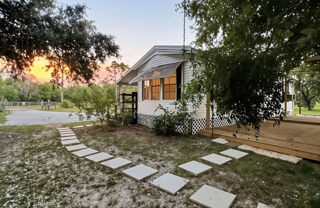 The Deer Retreat at Venus