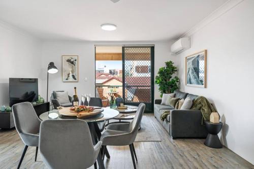 The Downtown Retreat - Heart Of Redfern