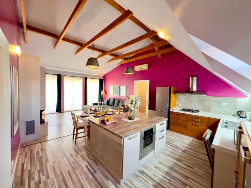 The Dragonfly Residence