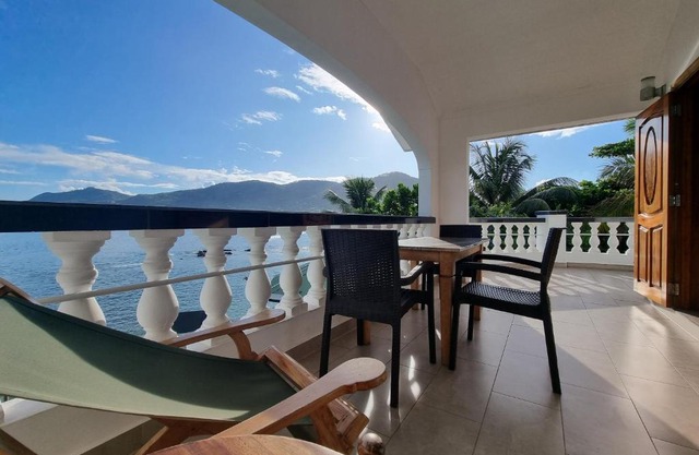 The Drake Seaside Apartment