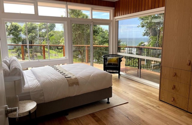 The Dunes - Couples *Beachfront*