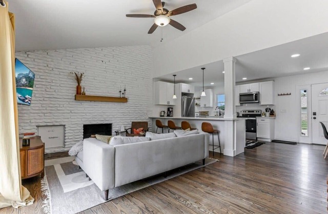 The Eastlawn Ranch 3BD 2BA