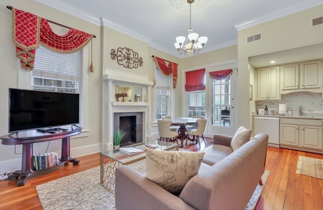 The Elegant Madison Suite on Jones Street
