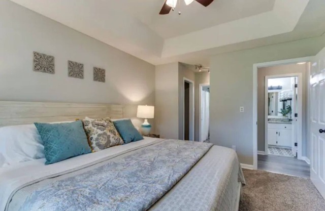 The Emerald-near Henry Horton- Sleeps 8- 2.5 baths