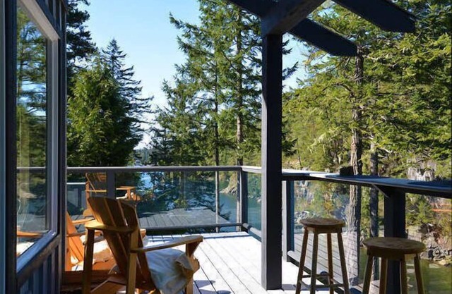 The Enchanted Woods Waterfront Cottage at Secret Cove