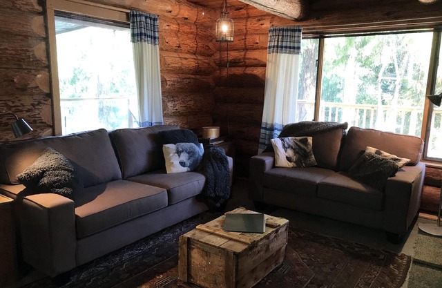 The Enchanted Woods Waterfront Log Cabin at Secret Cove