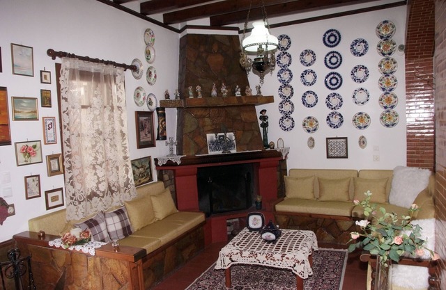 THE F.J. TRADITIONAL HOUSE IS A SPECIAL EXPERIENCE FOR SPECIAL PEOPLE.