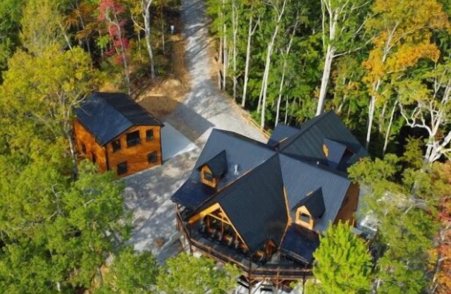 The Father’s House- Sister Cabins are 4 Loves Lodge & Serenity Mountain Retreat