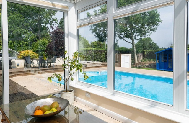 The Firs - Three Bedroom House, Sleeps 6