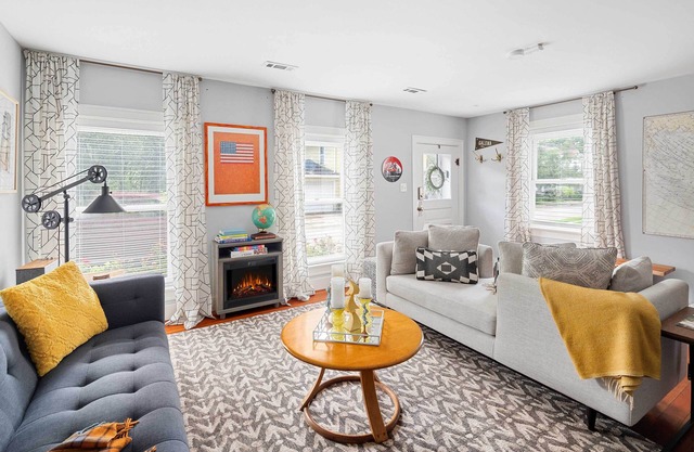 'The FiveTen Federal' - Downtown Galena Gem!