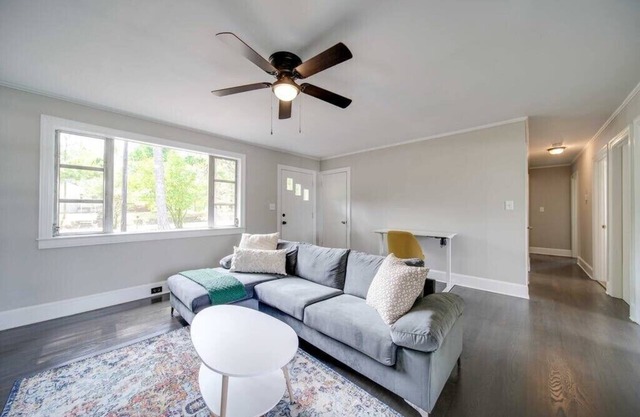 The Franklin House Su