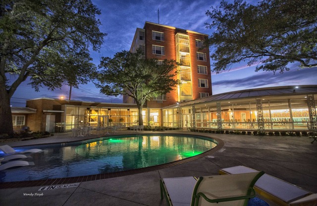 The Fredonia Hotel and Convention Center