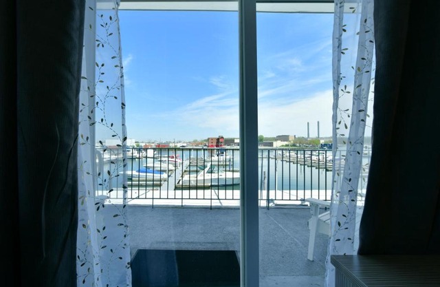 The Freeport Inn and Marina