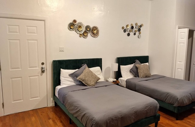The Garden - 2 bedsnNice for families or friends at center city