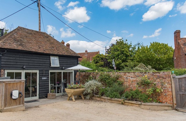 The Nut Hatch - a holiday let that sleeps 2 guests in 1 bedroom