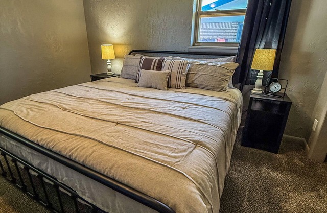 The Gifted Stay @ Seiling - 3BR/2BA In The Heart of Western Oklahoma!