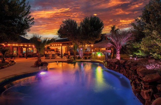 The Gotti Ranch/Gameroom/Pool/Gym/Theater/Tiki bar/Mariokart/Hot tub/PS4