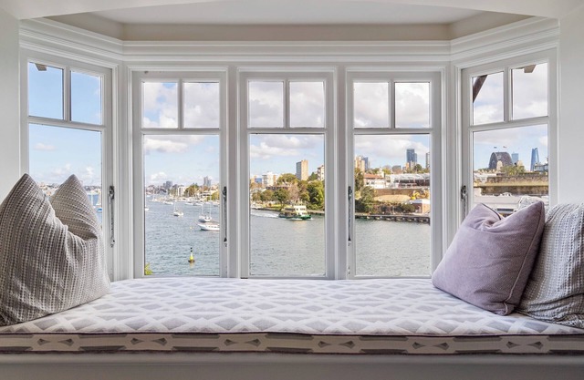 The Governor - Luxury Historical Neutral Bay Home w/private wharf