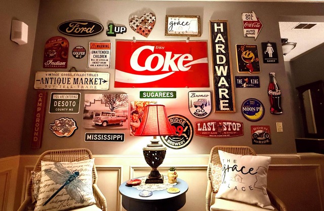 The Grace Place - 4 bedroom house with AC in Heart of Hernando - SAFE - CLEAN