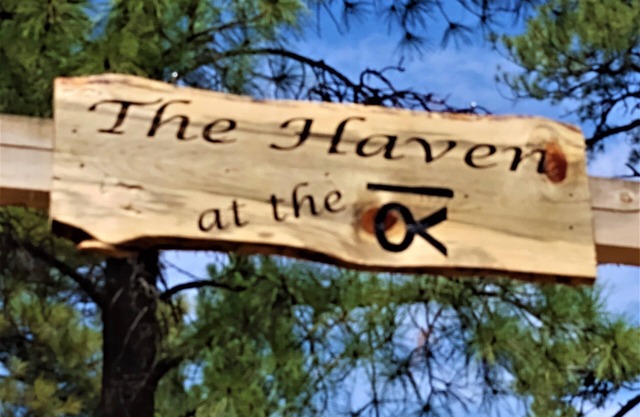 The Haven at the Bar OK - Beautiful guest cottage nestled in the pines
